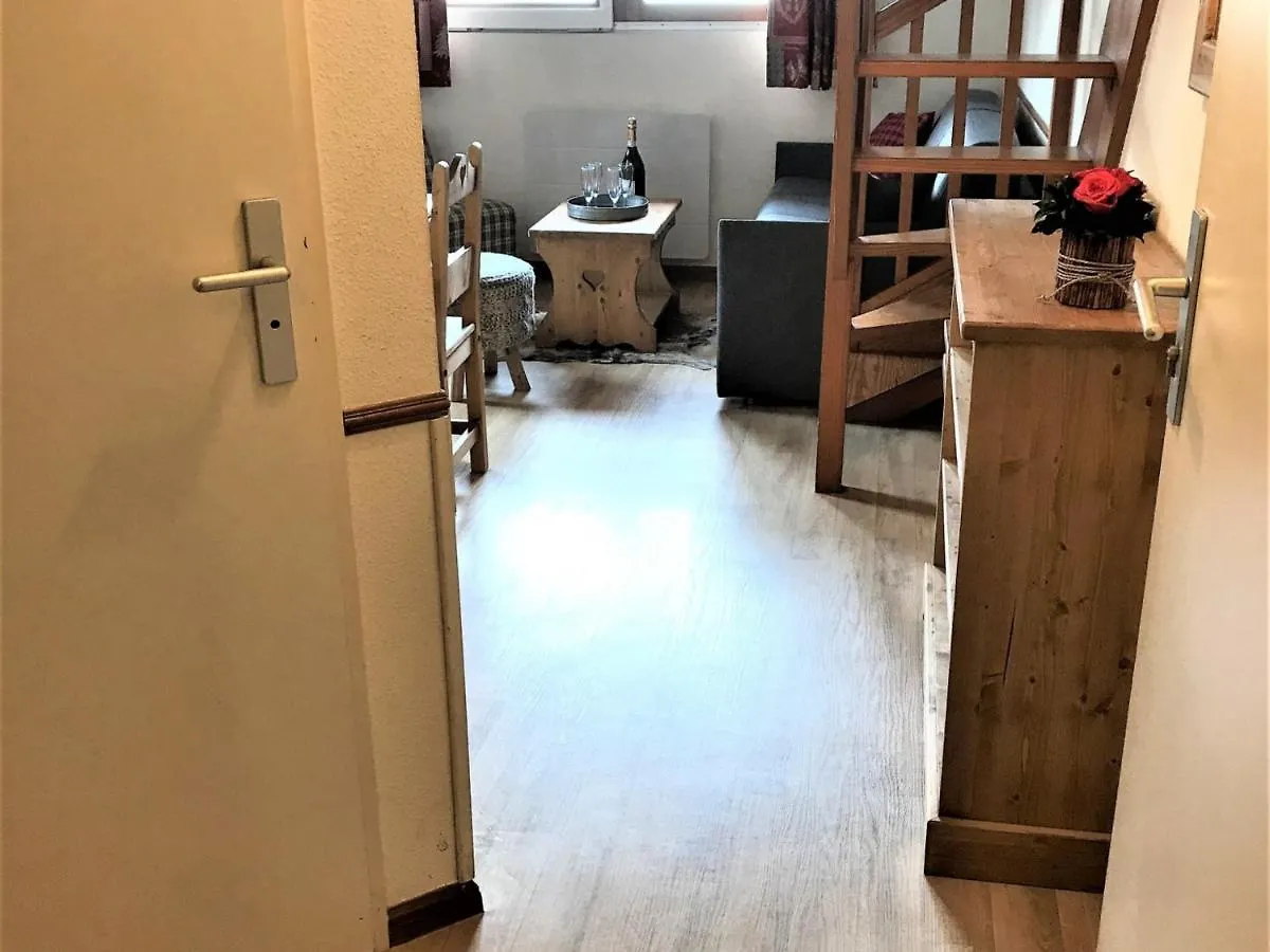 Appartement Les Gets, 1 Piece, 4 Personnes - Fr-1-454-27 0*,