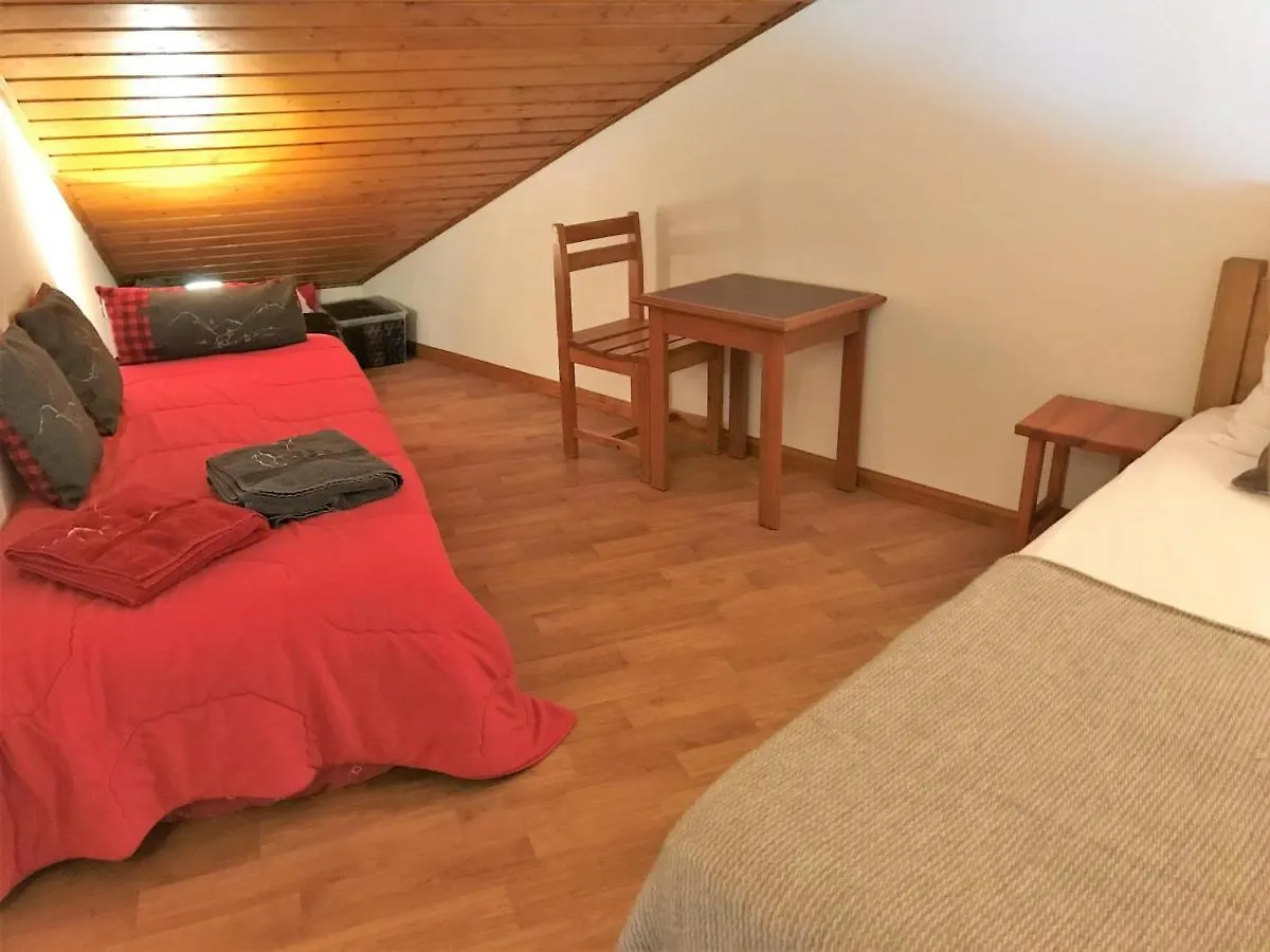 Appartement Les Gets, 1 Piece, 4 Personnes - Fr-1-454-27 France